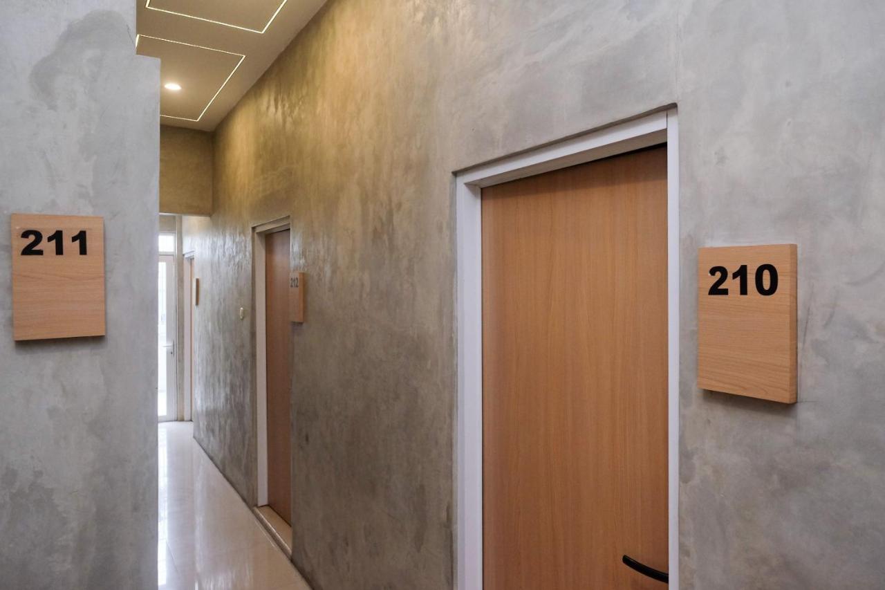 Urbanview Hotel Syariah Artamara Tegal By Reddoorz المظهر الخارجي الصورة